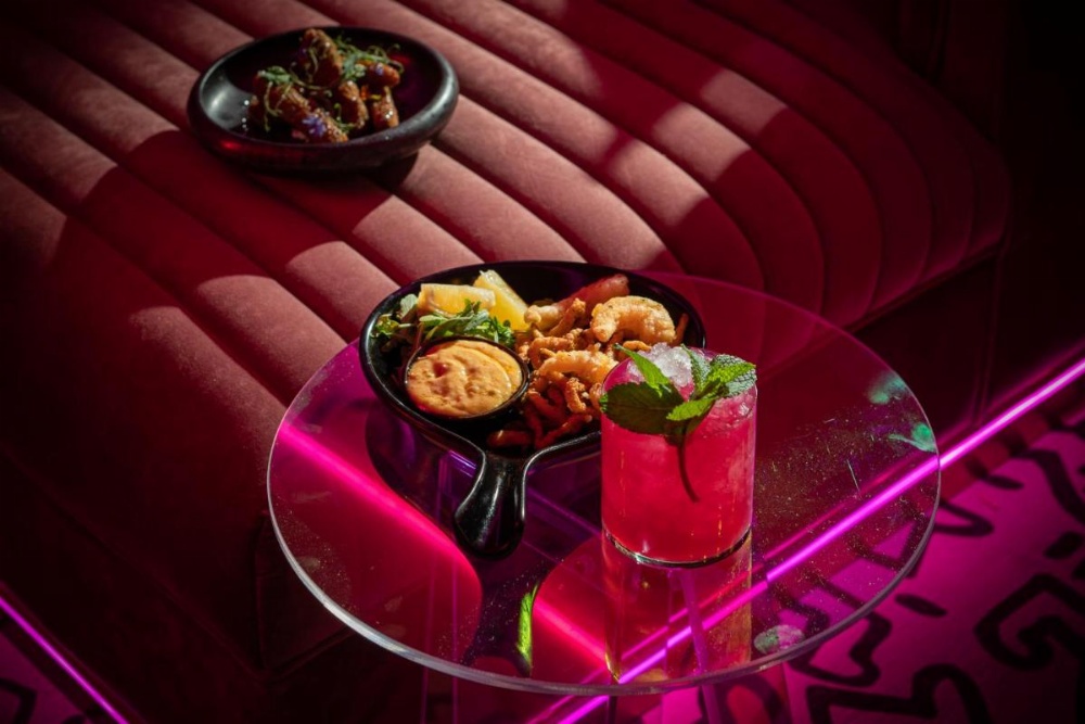 W Montreal Main image